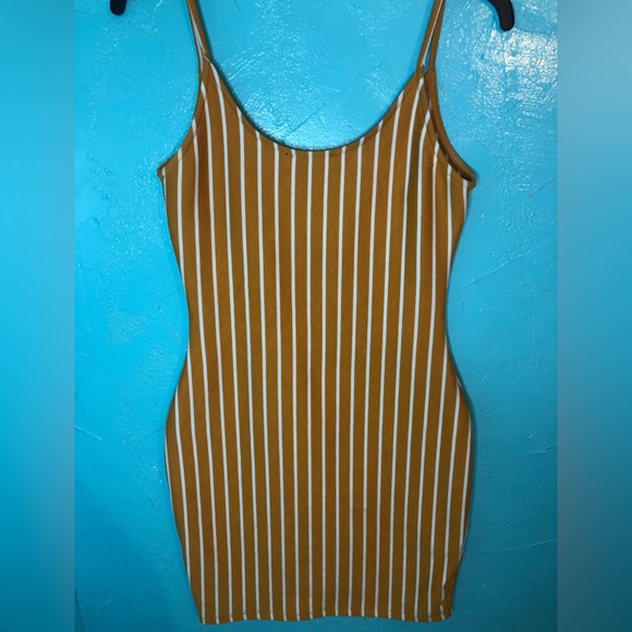 S/M Yellow mustard short mini dress - Picture 3 of 3